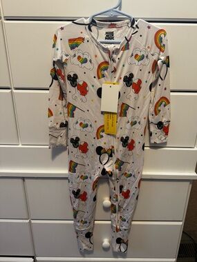 NWT Bamboo Mickey Mouse LS Zippy